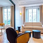 Appartement Gustave Eiffel - *