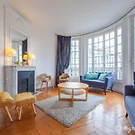 Appartement Gustave Eiffel -