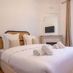 Appartement Gustave Eiffel - *