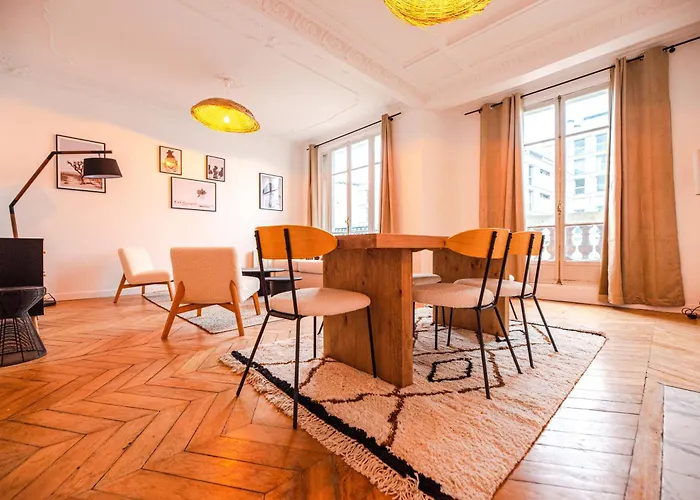 Apartmán Gustave Eiffel - *