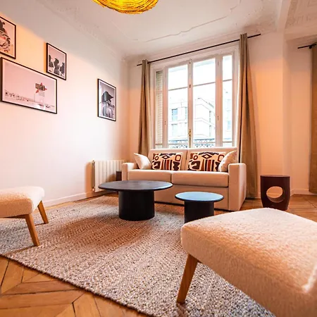 Gustave Eiffel - * פריז